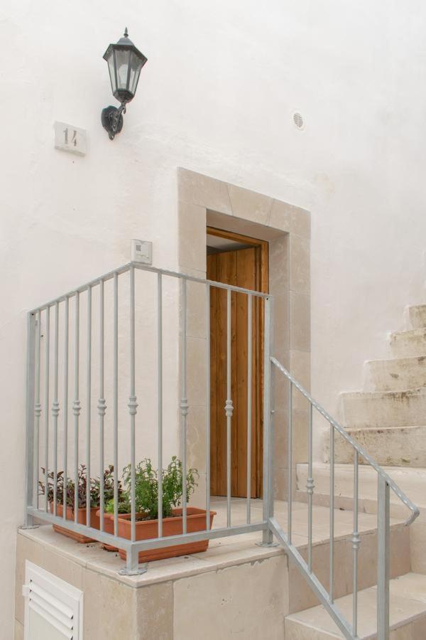 Amari'S Home Ostuni Εξωτερικό φωτογραφία